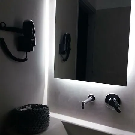 Prestige On The Hotel *