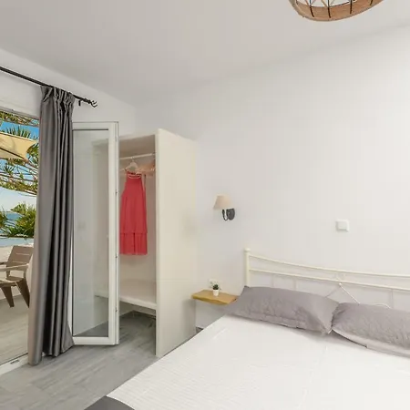 Hotel Prestige On The Naxos City