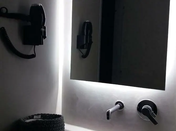 Prestige On The 酒店 *